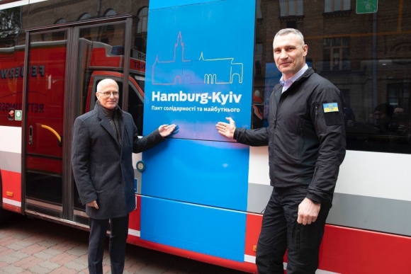 1 Kyiv Nhan Dot Vien Tro Moi Tu Hamburg