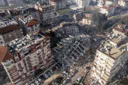 Thổ Nhĩ Kỳ bắt 4 người 'gây hoang mang' về động đất