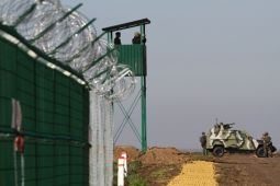 Ukraine gài mìn, dựng công sự dọc biên giới với Nga và Belarus