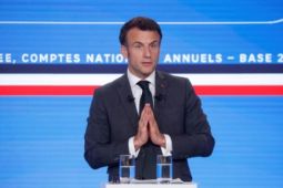 Tổng thống Macron sẽ “tái công nghiệp hóa” nước Pháp
