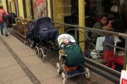 Tại sao các bậc cha mẹ Bắc Âu lại để con ở ngoài trời để ngủ trưa trong giá...