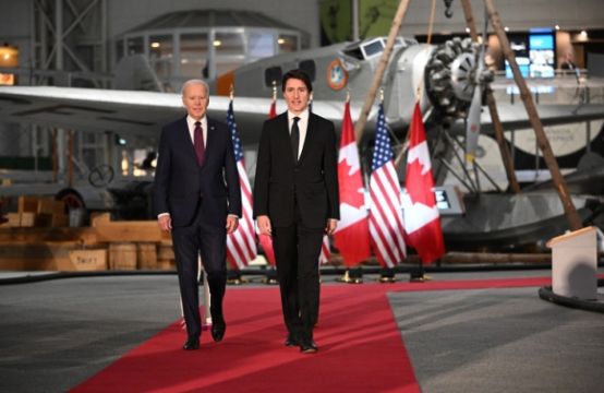 Mỹ và Canada cam kết hợp tác bảo vệ NATO