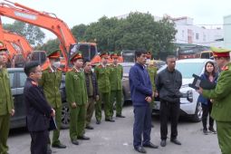 6 người tại trung tâm đăng kiểm ở Hà Nội bị khởi tố vì nhận tiền 