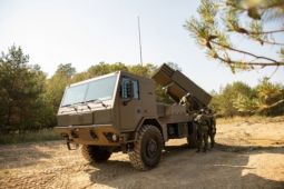 Cộng hòa Séc bí mật chuyển giao pháo phản lực BM-21MT cho quân đội Ukraine