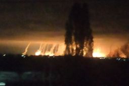 Nổ lớn ở miền trung Ukraine, nghi kho tên lửa S-300 bị tập kích