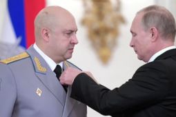 Tướng Nga nổi tiếng Surovikin bị cách chức Tư lệnh Lực lượng Hàng không Vũ trụ