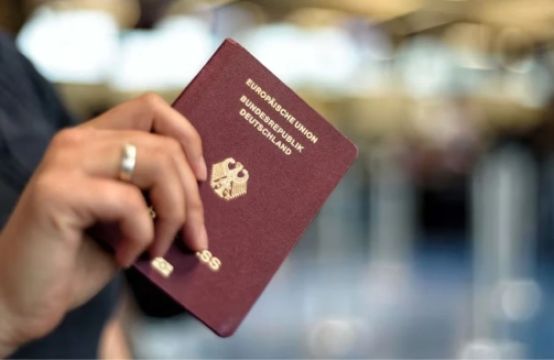 Đức: Luật quốc tịch mới có hiệu lực từ tháng 6