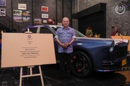 Vua Malaysia là người đầu tiên sở hữu chiếc xe Trung Quốc đắt nhất