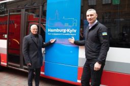 Kyiv nhận đợt viện trợ mới từ Hamburg