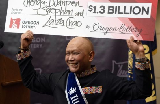 Người gốc Lào trúng giải xổ số độc đắc 1,3 tỷ USD ở Mỹ