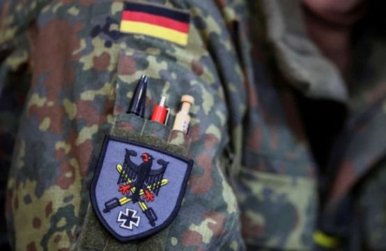 Liên minh đối lập Đức ủng hộ khôi phục nghĩa vụ quân sự bắt buộc