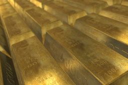 Giá vàng thế giới lên đỉnh cao nhất trong vòng một năm qua