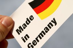 Người Đức bán nồi dùng được cả 100 năm thì khách cần gì quay lại mua mới nữa?